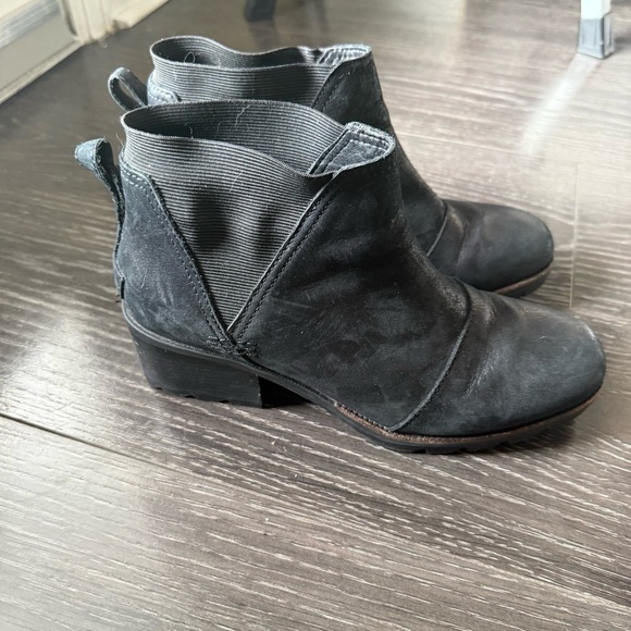 Sorel Women's Cate Chelsea Boots Size 8.5 - Picture 1 of 10